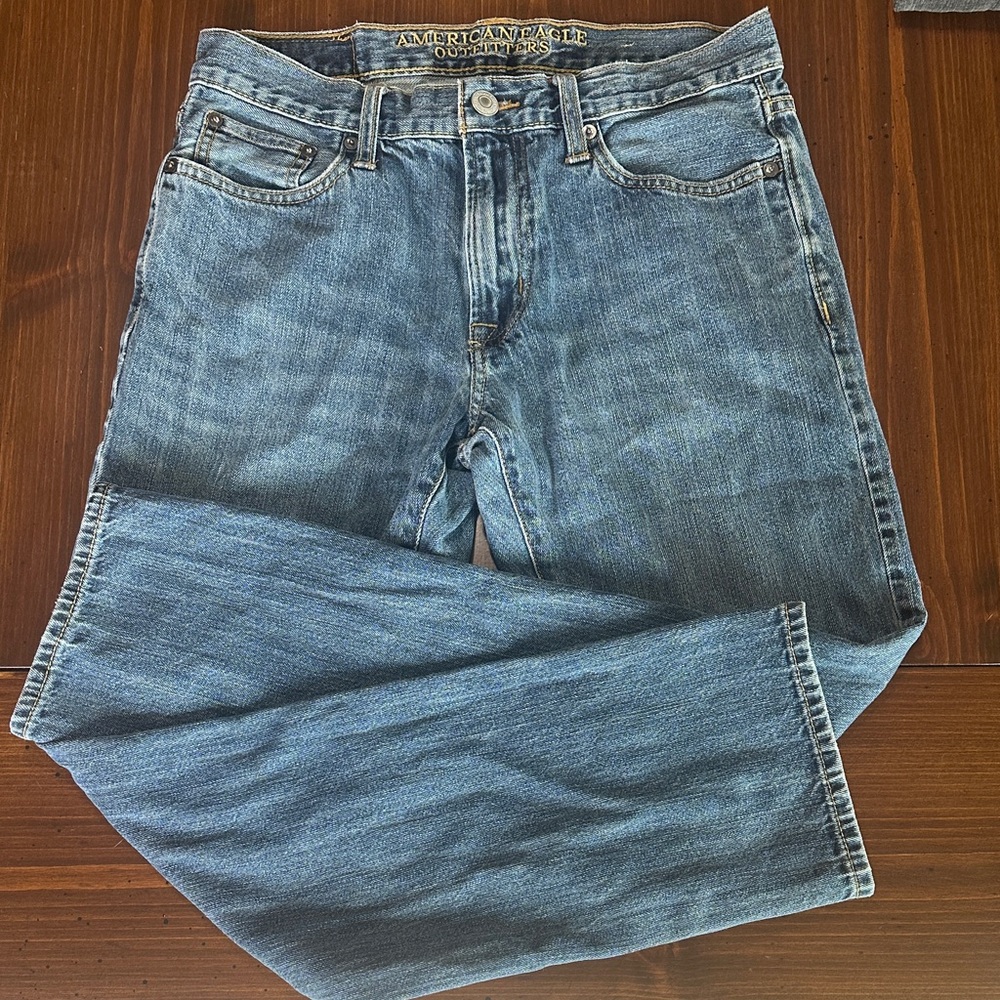American Eagle Outfitters Men’s Light Blue Slim Straight Jeans